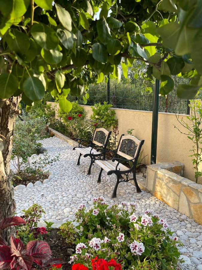 Vila Natali Himarë Extérieur photo