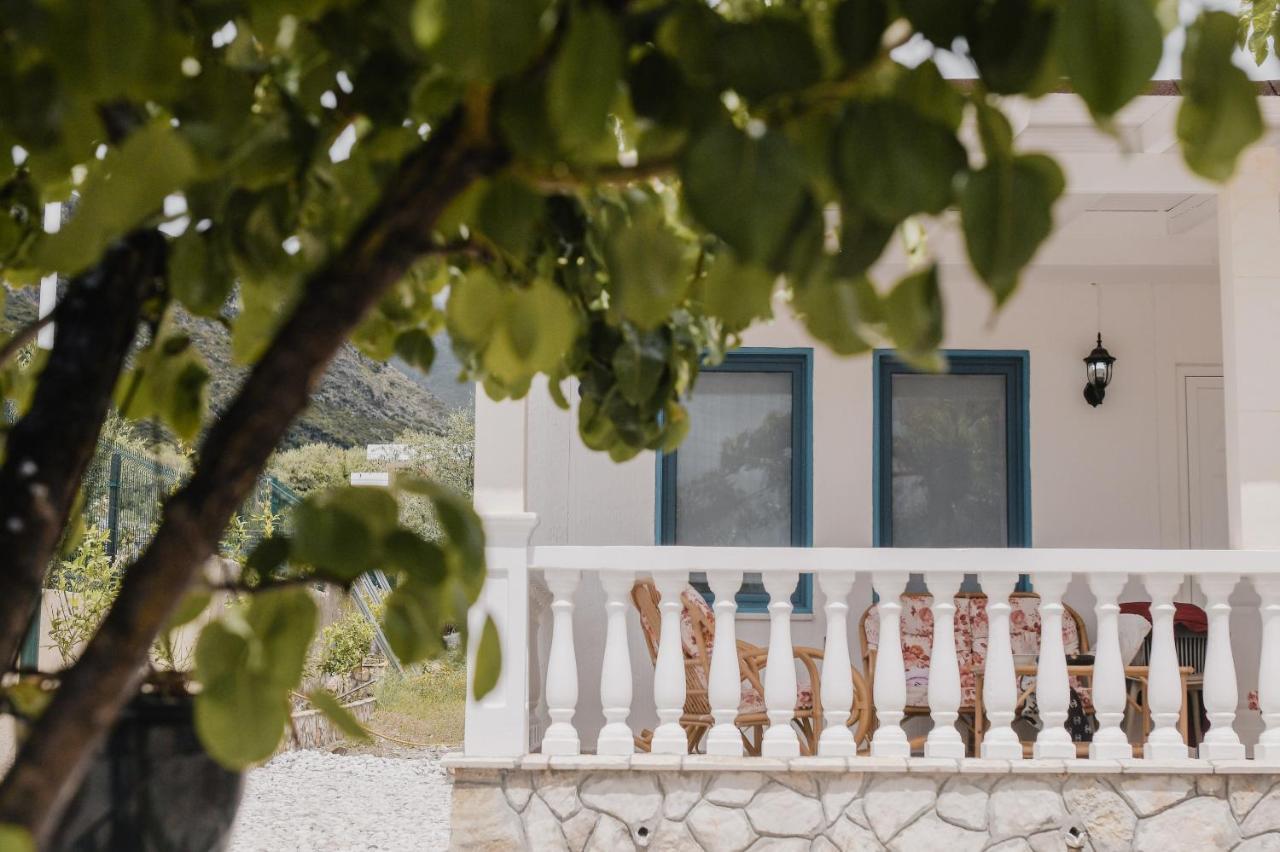 Vila Natali Himarë Extérieur photo
